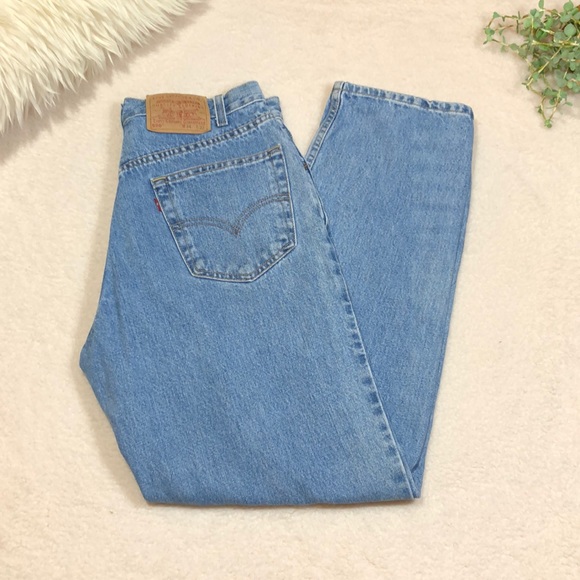 Levi's Other - Levi’s 550 Relaxed Fit Light Wash Mens Jeans 34x32